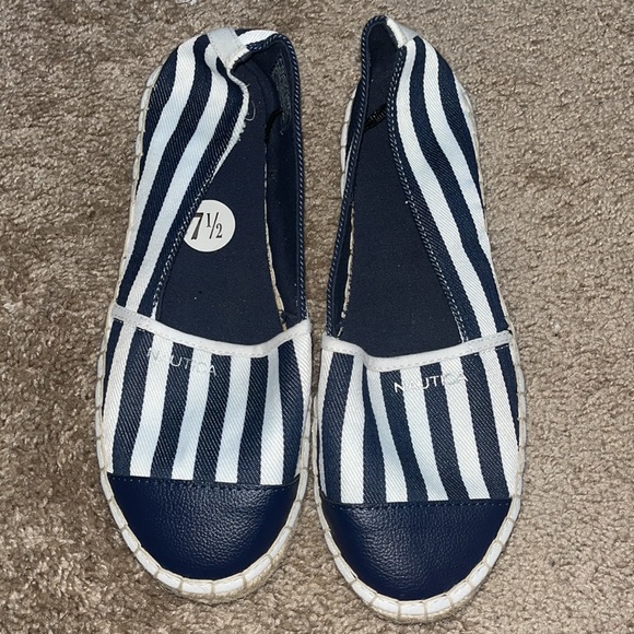 Nautica Espadrilles - Picture 4 of 5